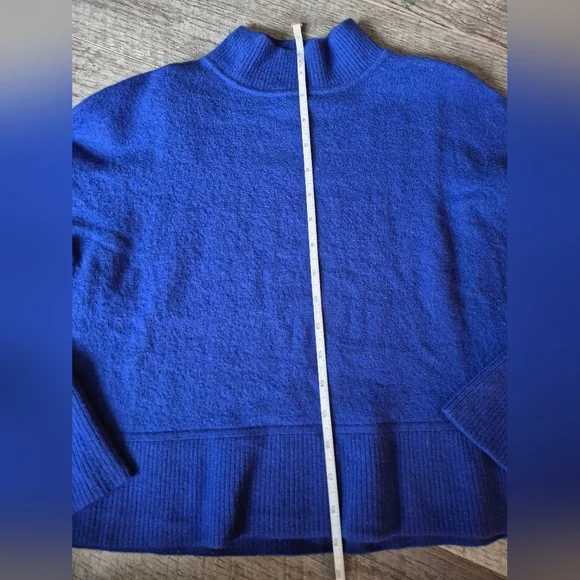 Tahari Cobalt Blue Mock Neck 100% Merino Wool Sweater - Picture 8 of 12